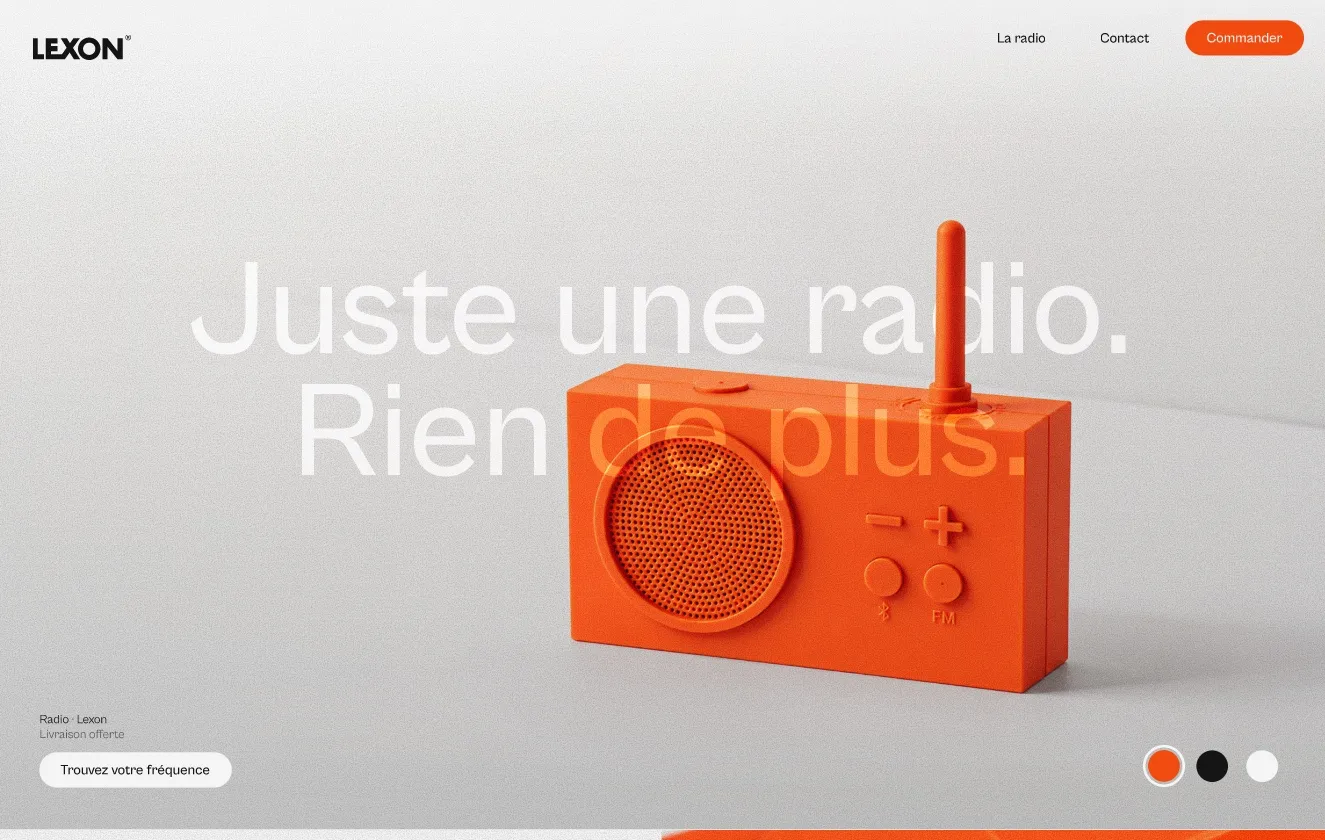 En-tête du site, une radio orange sur fond clair, titrée « Juste une radio. Rien de plus. »